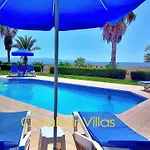 Nature - Direct To Sandy Beach, Impressive Villa, Quiet Area Βίλα Αργάκα