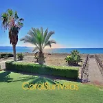 Nature - Direct To Sandy Beach, Impressive Villa, Quiet Area Αργάκα
