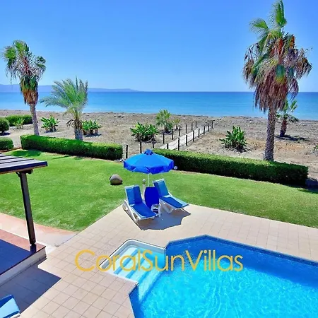 Villa Nature - Direct To Sandy Beach, Impressive Villa, Quiet Area Argaka