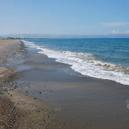 Villa Nature - Direct To Sandy Beach, Impressive Villa, Quiet Area Argaka
