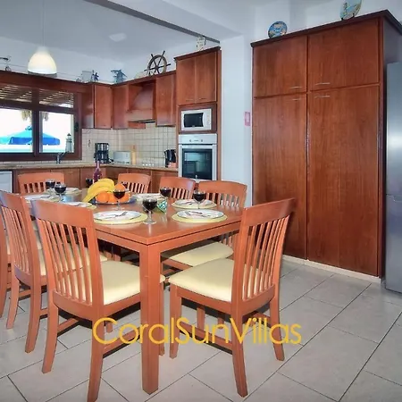 Nature - Direct To Sandy Beach, Impressive Villa, Quiet Area * Argáka