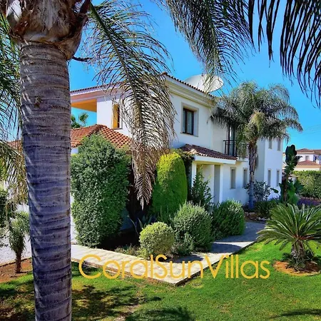 Nature - Direct To Sandy Beach, Impressive Villa, Quiet Area Вилла *