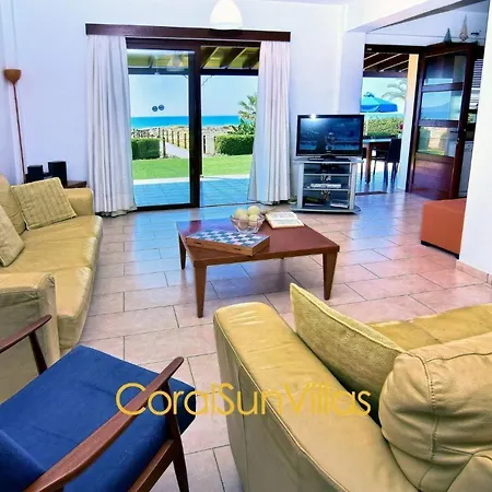 Nature - Direct To Sandy Beach, Impressive Villa, Quiet Area * Argaka